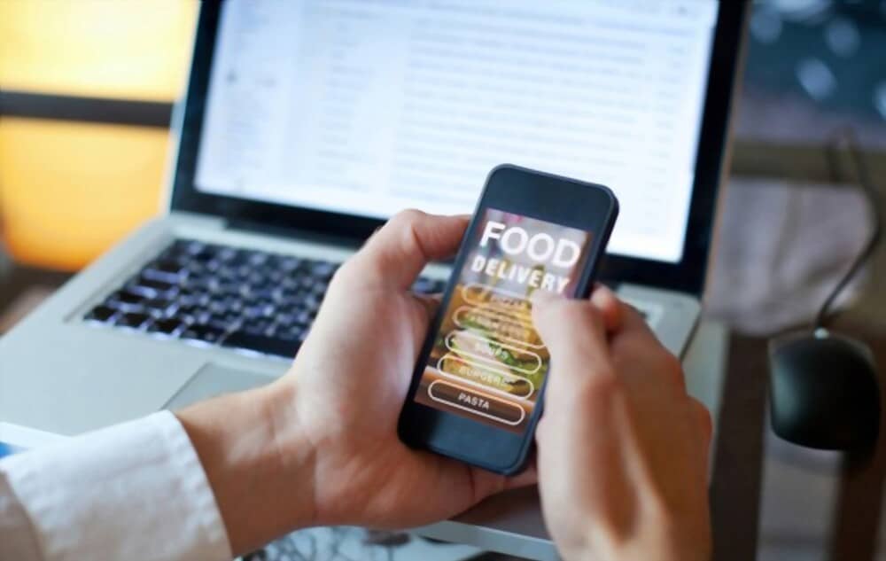 7 Tips to Building & Marketing a Food Delivery App?