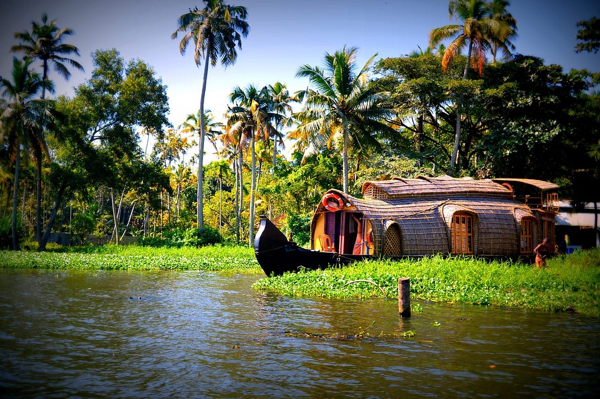 Best Romantic Places in Kerala
